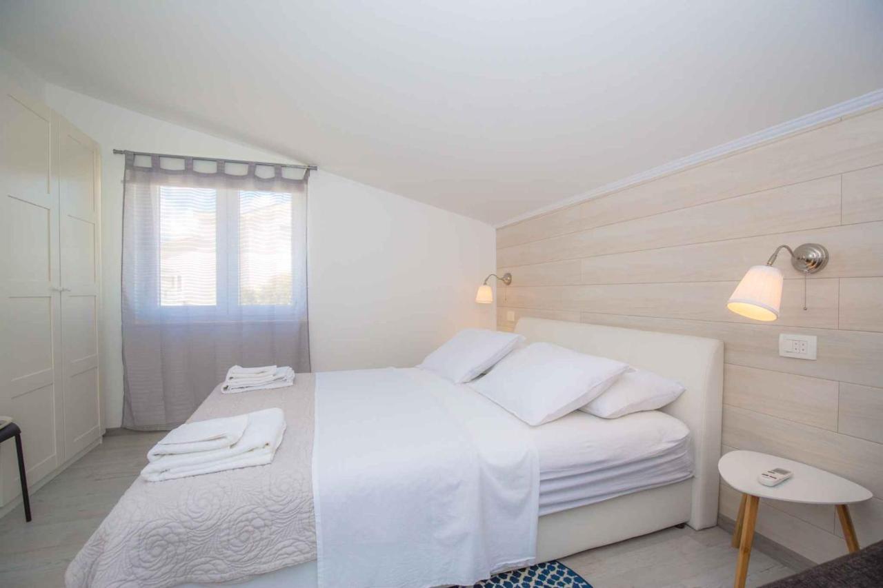 Apartments In Rogoznica 36019 Dış mekan fotoğraf