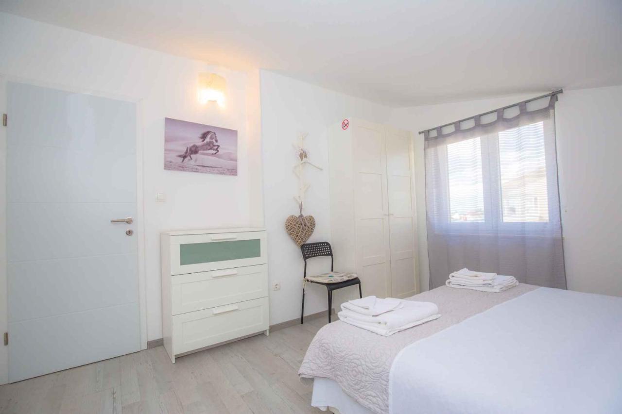 Apartments In Rogoznica 36019 Dış mekan fotoğraf