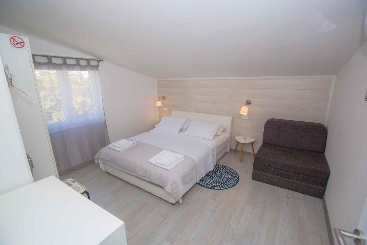 Apartments In Rogoznica 36019 Dış mekan fotoğraf