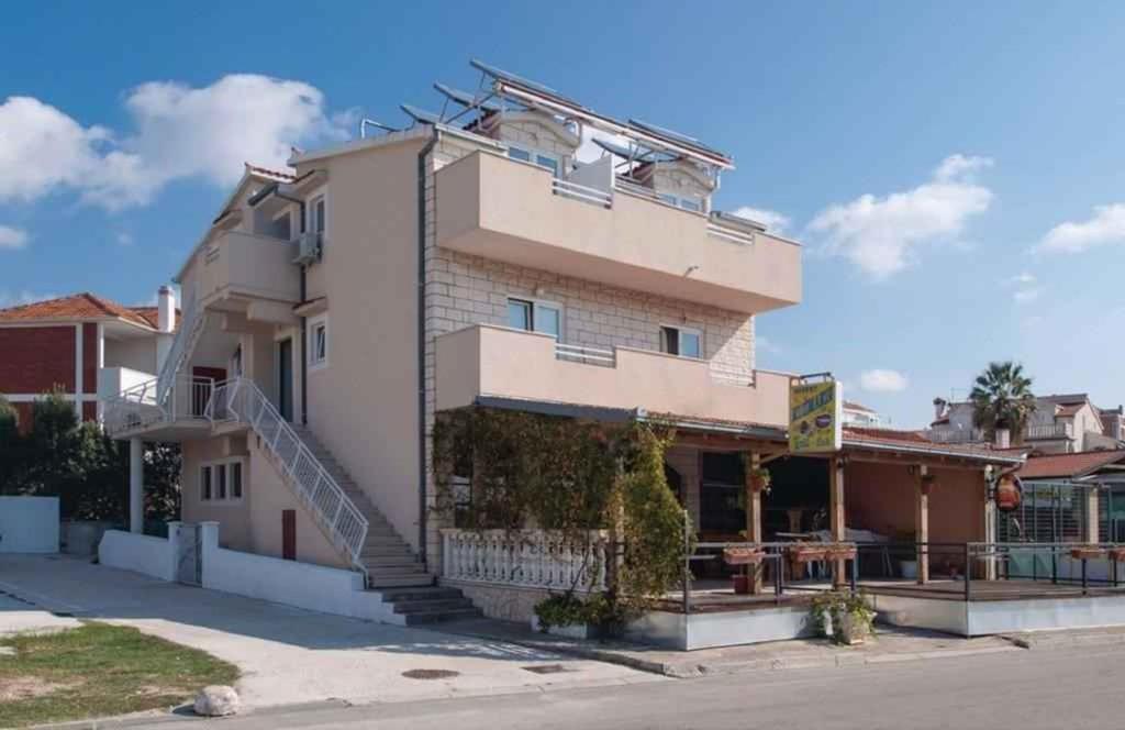 Apartments In Rogoznica 36019 Dış mekan fotoğraf